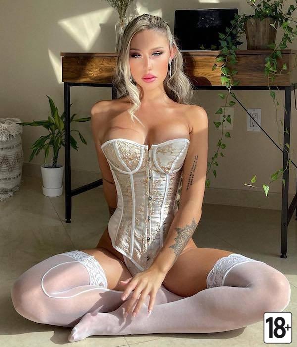 Максимальная концентрация корсетов в одной фото подборке