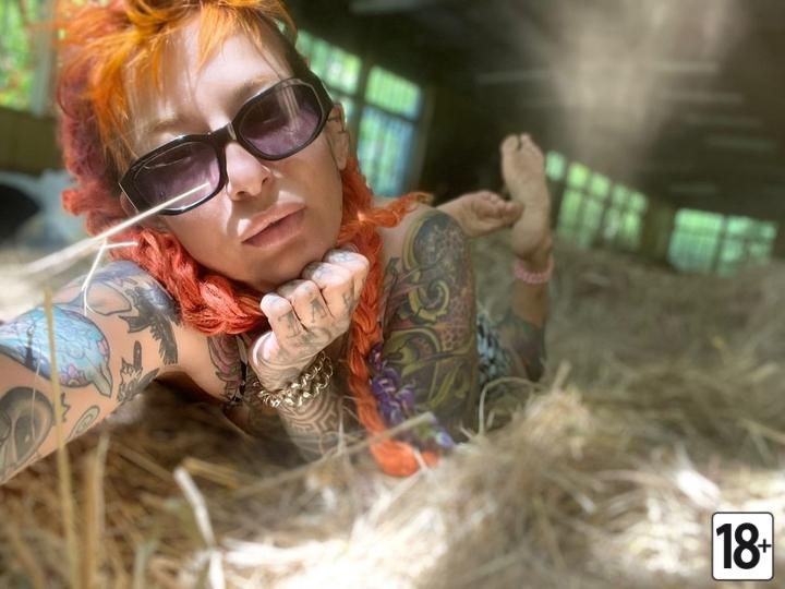 Расписные девушки: удивительные татуировки и рисунки на теле