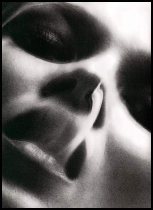 Обнаженные супермодели в Love Magazine