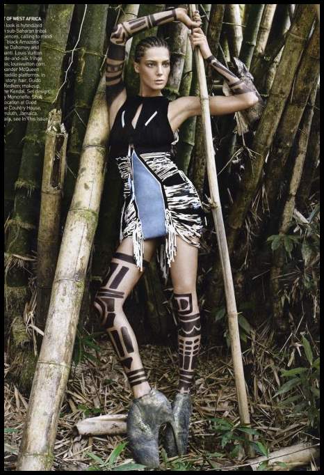 Дарья Вербова (Daria Werbowy) в роли амазонки