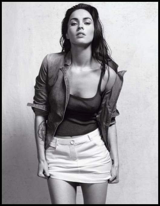 Обнаженная Меган Фокс (Megan Fox) для Armani