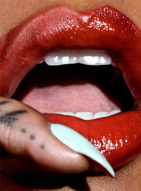 Рианна (Rihanna) в откровенной фотосессии для журнала GQ