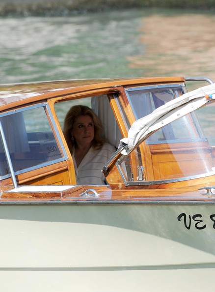 Знаменитости в уик-энд (фото папарацци) Знаменитости в уик-энд (фото папарацци)