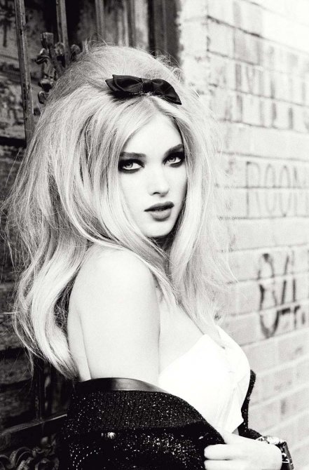 Алиса Миллер (Alyssa Miller) в стиле ретро для Guess