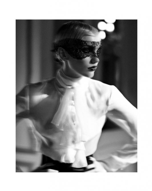 Нина Рейндерс (Nina Reijnders)  и Виктория Липатова в фотосете для Marie Claire