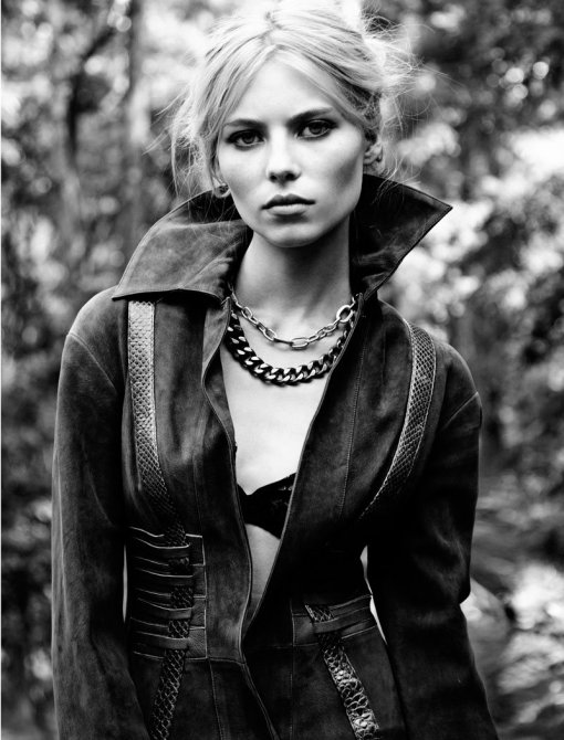 Вика Фалилеева в фотосете для журнала «Deutsch»