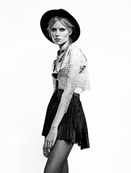 Вика Фалилеева в фотосете для журнала «Deutsch»