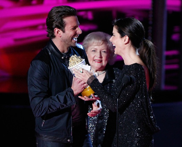 Happy Birthday, Sandra Bullock (Сандра Буллок)