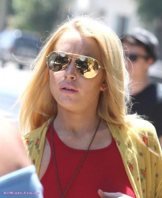 Линдсэй Лохан (7 фото)