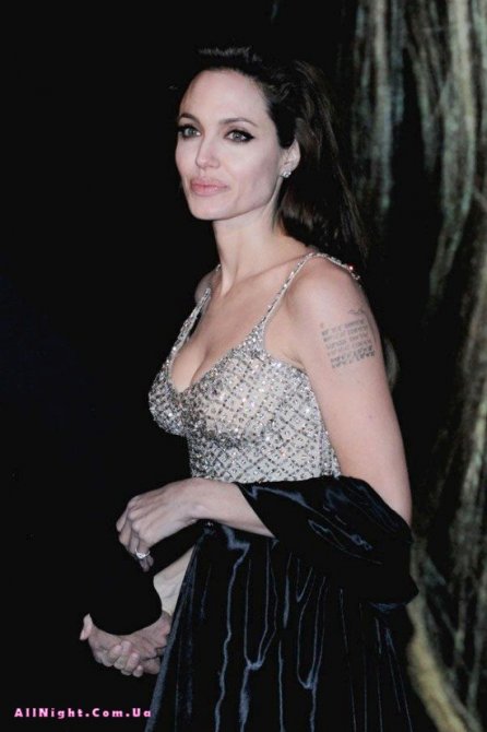 Восхитительная Анжелина Джоли (7 фото)