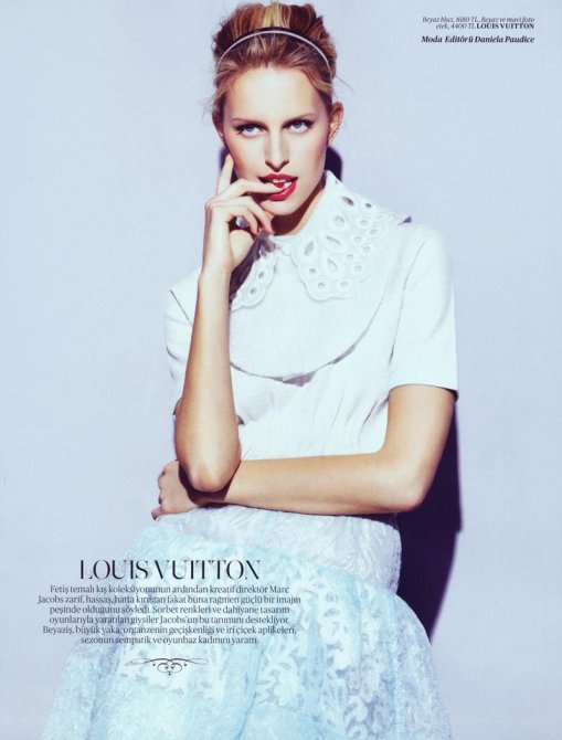 Каролина Куркова (Karolina Kurkova) в фотосессии для журнала «Vogue»