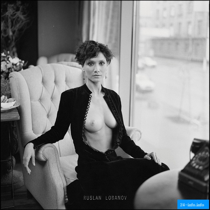 Эротический фотограф Руслан Лобанов