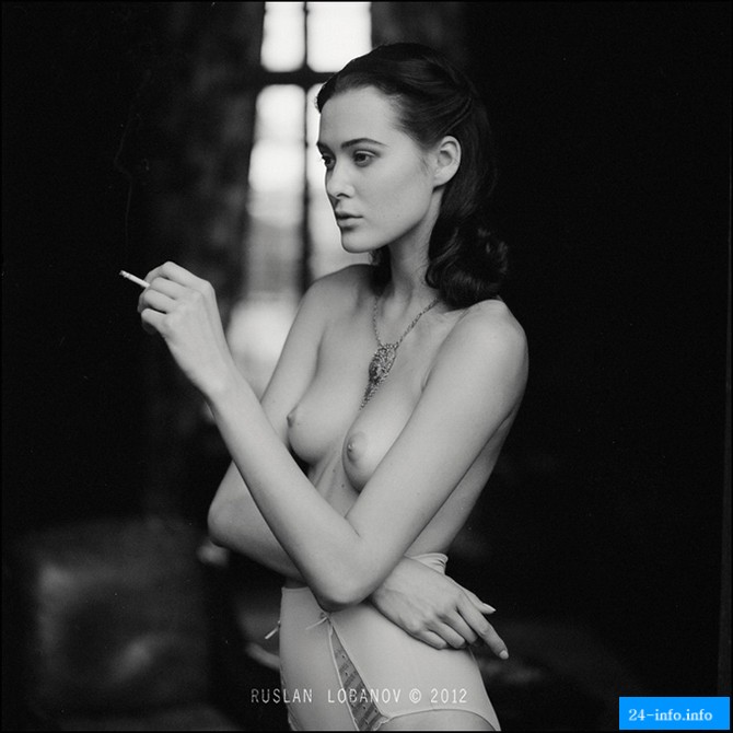 Эротический фотограф Руслан Лобанов