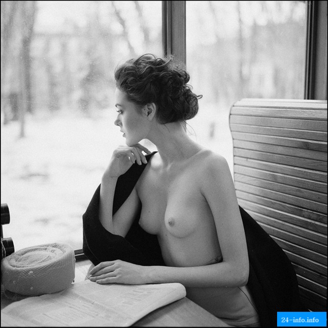 Эротический фотограф Руслан Лобанов