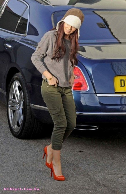 Шерил Коул идёт за покупками