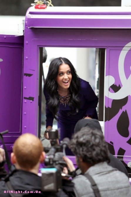 Кэти Перри презентовала духи «Purr»