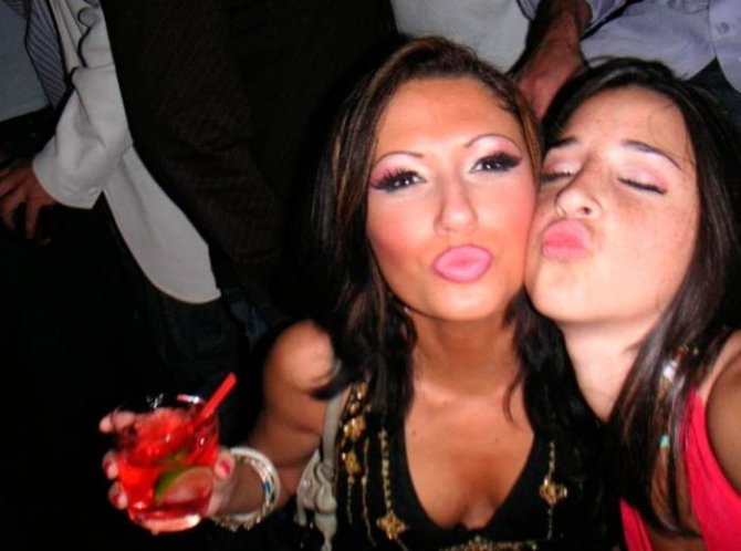 Пьяные раскованные девушки Лас-Вегаса (58 фото)