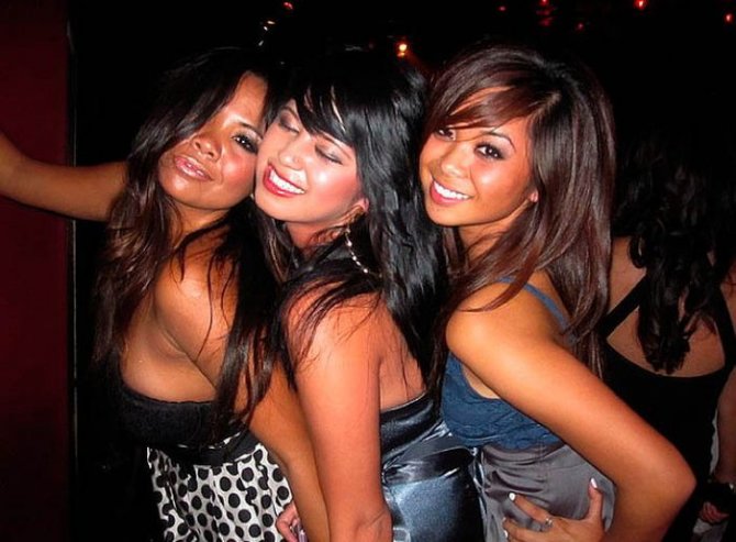 Пьяные раскованные девушки Лас-Вегаса (58 фото)