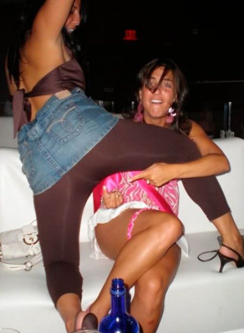 Пьяные раскованные девушки Лас-Вегаса (58 фото)