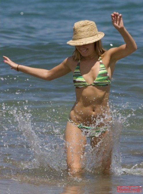 Голая Эшли Тисдейл