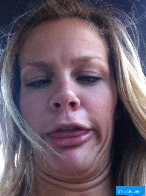 Забавные автопортреты знаменитостей