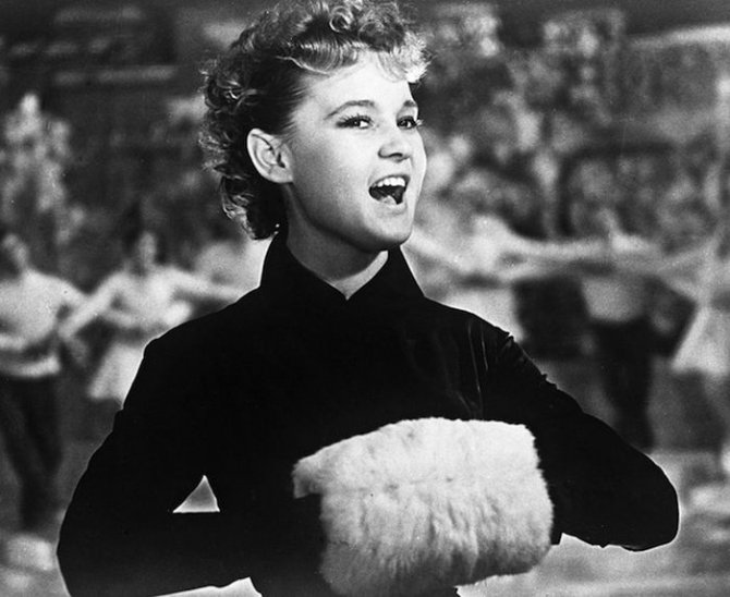 ТОП-7 сексуальных актрис советского кинематографа (8 фото + текст)