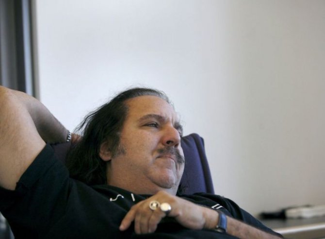 Коллекция самых богатых порно звезд (20 фото)