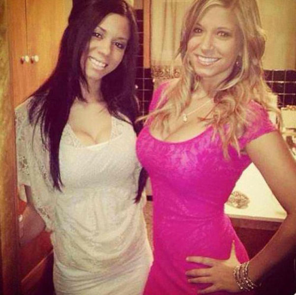 Сексуальные девушки любят надевать обтягивающие платья (53 фото)