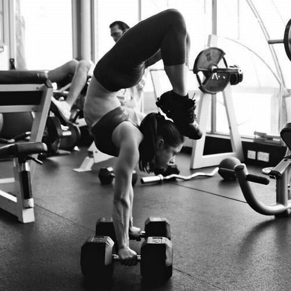 Стройные девушки с сексуальной фигурой