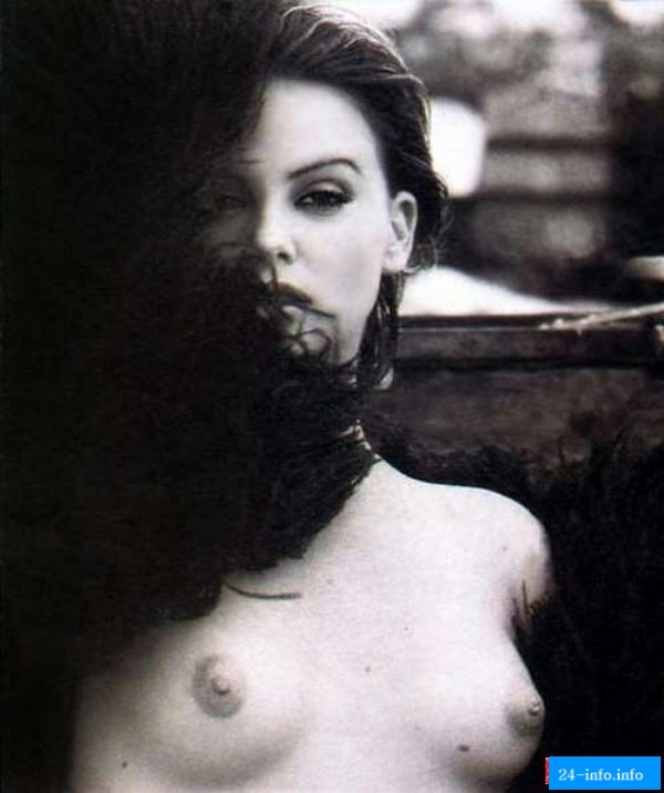 Голая Шарлиз Терон