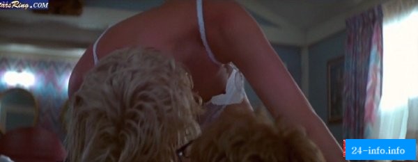 Голая Шарлиз Терон