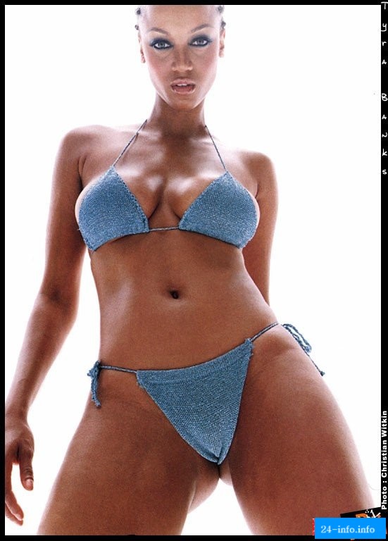 Голая Тайра Бэнкс