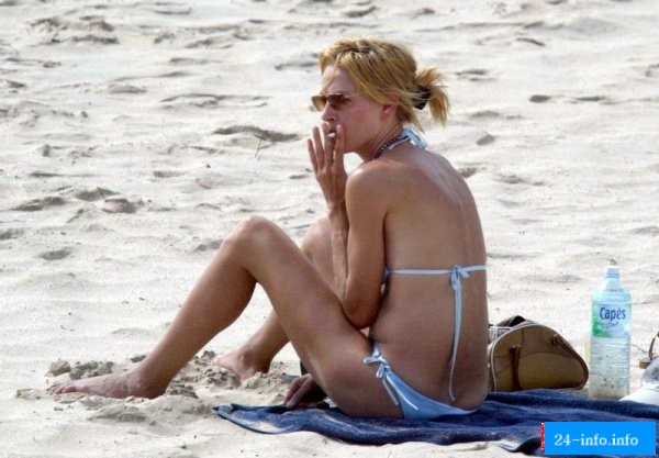 Голая Ума Турман