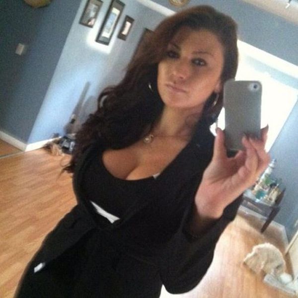 Красивые девушки с большим бюстом