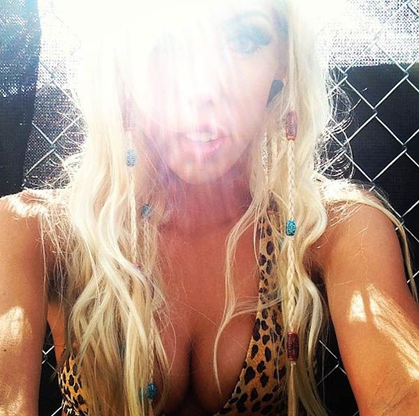 Сексуальные девушки с фестиваля "Coachella 2013"