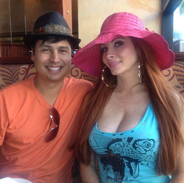 Сексуальные девушки с фестиваля "Coachella 2013"