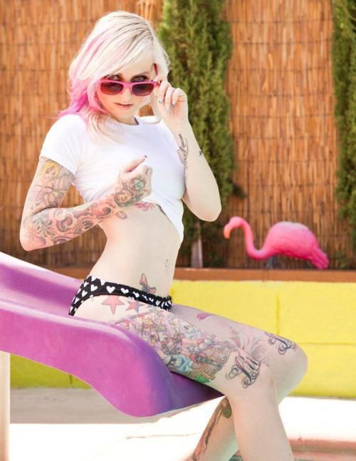 Татуированные девушки