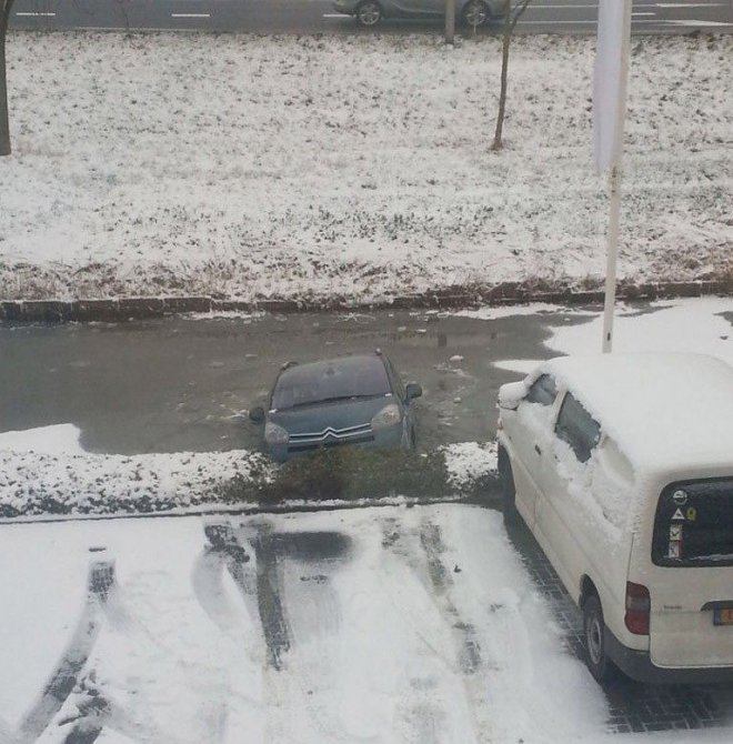 Девушки за рулем