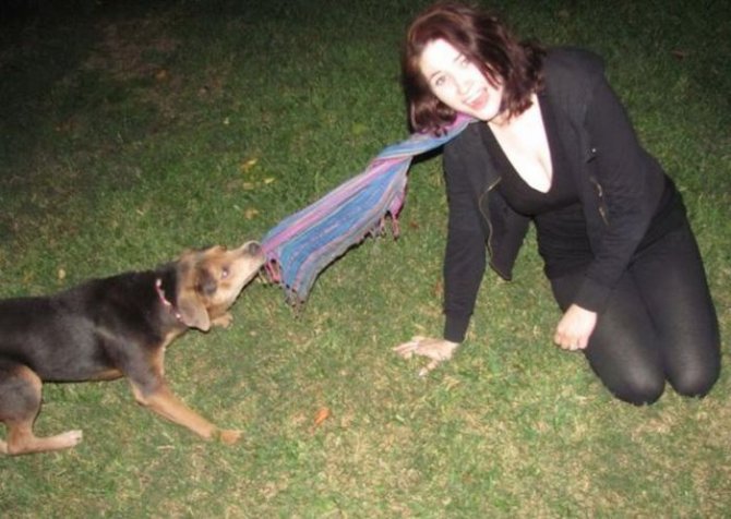 Не все девушки умеют находить общий язык с животными