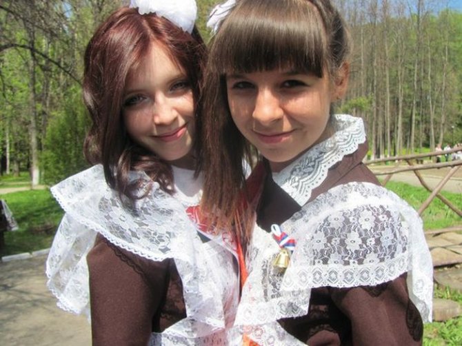Выпускницы на последнем звонке 2013