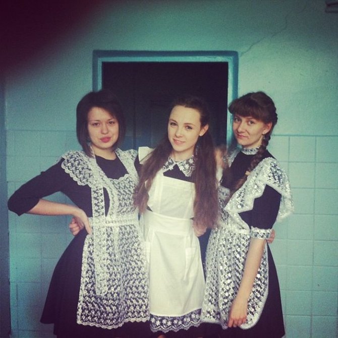 Выпускницы на последнем звонке 2013