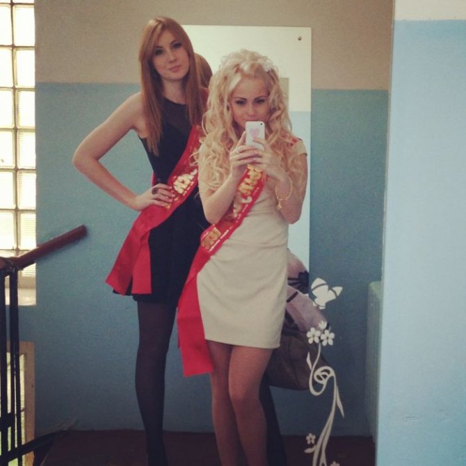 Выпускницы на последнем звонке 2013