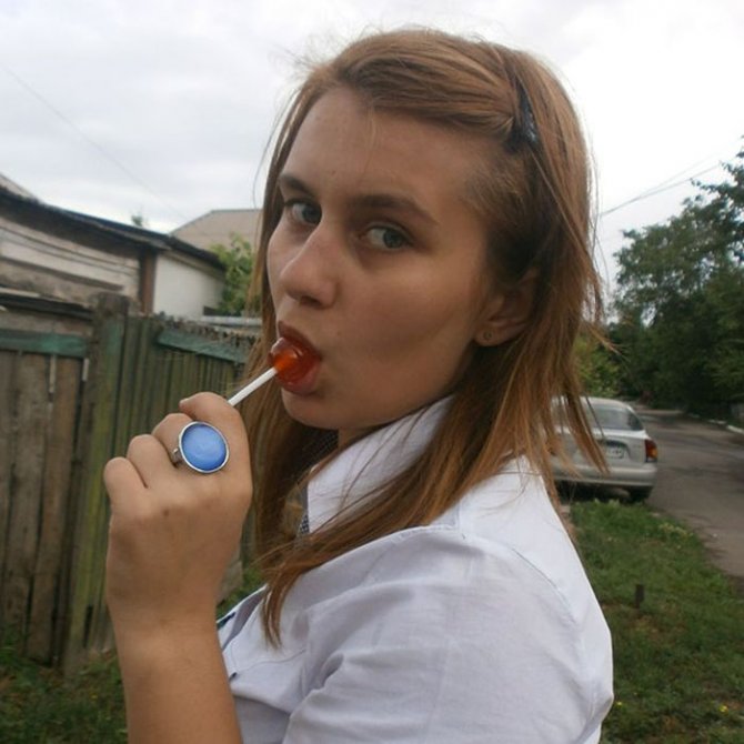 Выпускницы на последнем звонке 2013