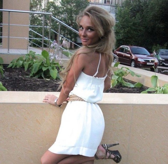 Выпускницы на последнем звонке 2013