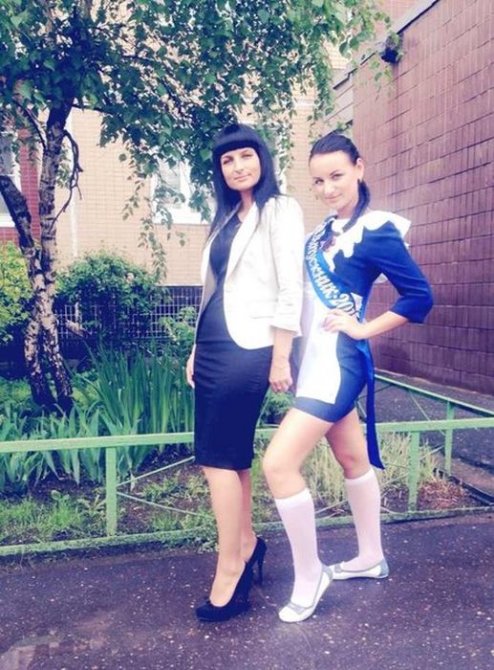 Выпускницы на последнем звонке 2013