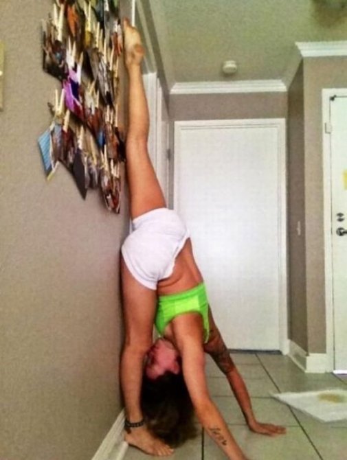 Стройные девушки с сексуальной фигурой