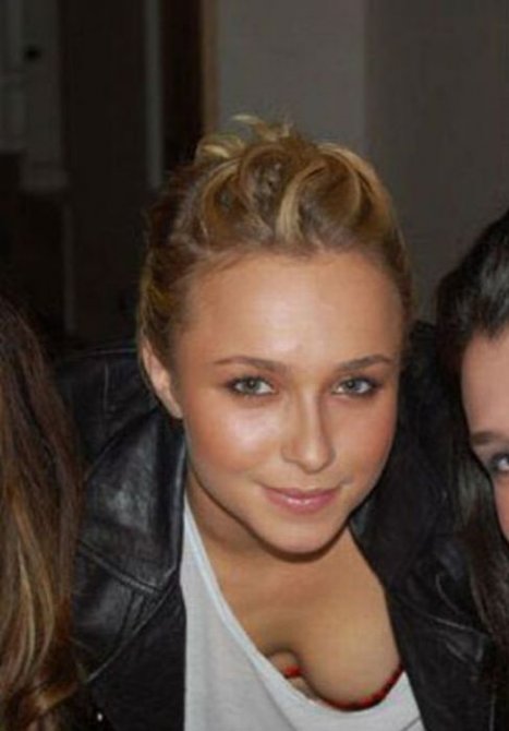 Девушки с шикарным декольте