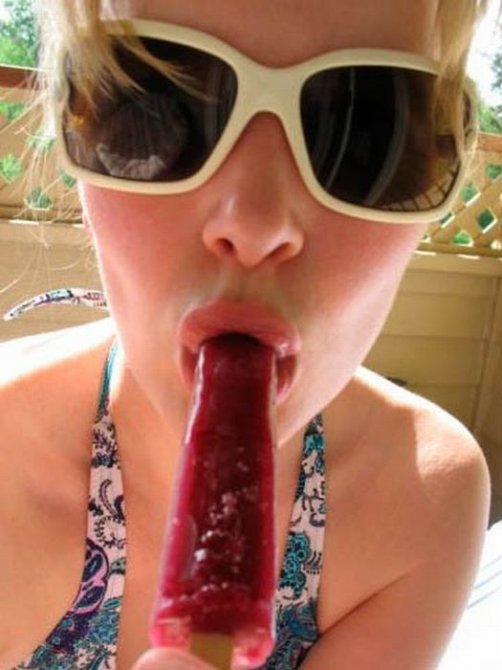 Сексуальные девушки охлаждаются. Часть 2