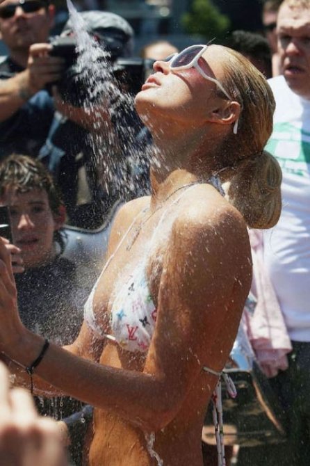 Сексуальные девушки охлаждаются. Часть 2