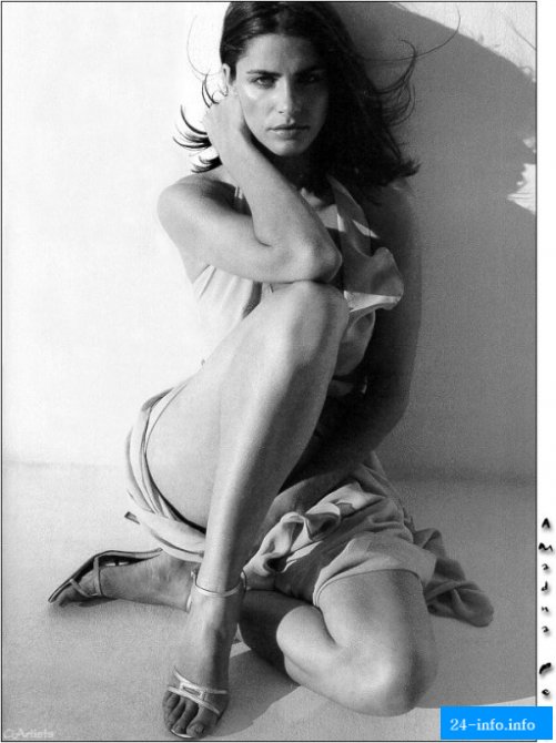 Голая Алисия Сильверстоун